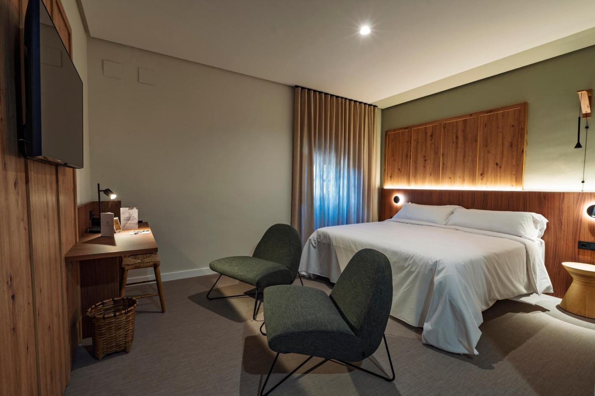 Standard Double or Twin Room,1668051440:JPEG